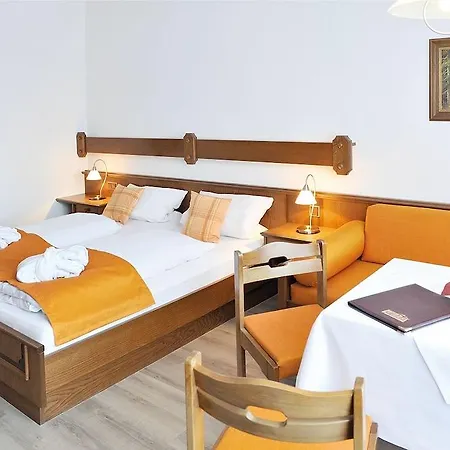 Aparthotel Apartmenthaus Rottalblick Bad Griesbach (Bavaria)