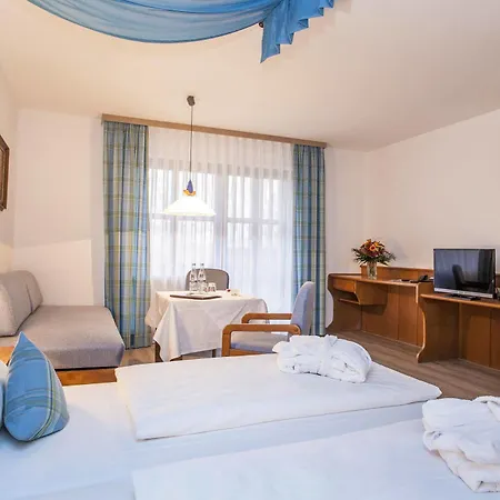 Apartmenthaus Rottalblick 3* באד גריסבאך